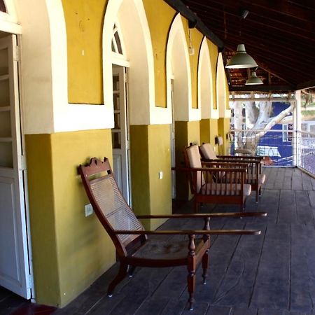 פאנג'י Royal Phoenix Inn מראה חיצוני תמונה